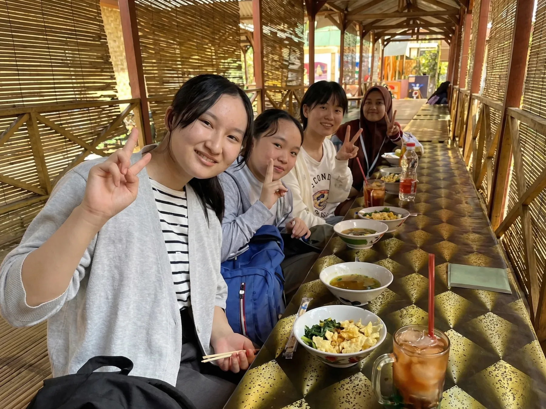 バディとランチ